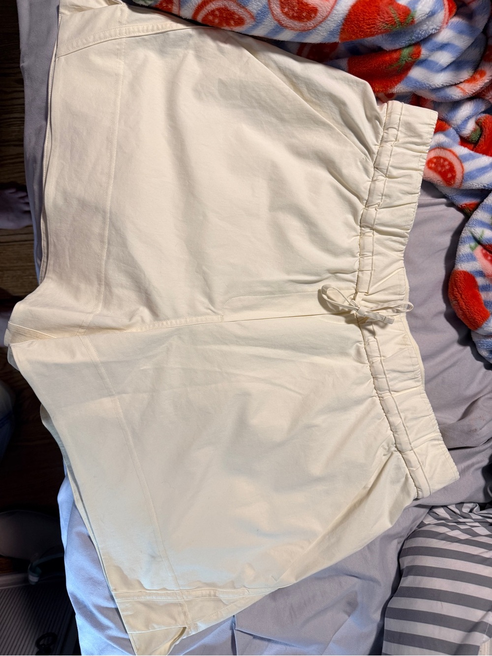 lululemon athletica Cream Athletic Shorts with Drawstring Waist